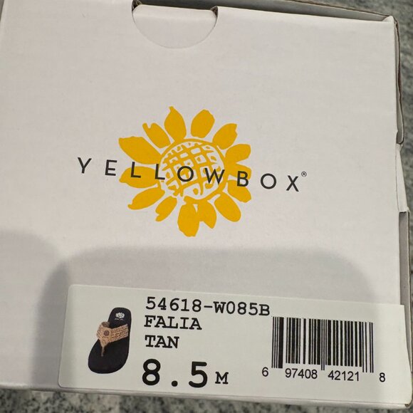 Yellow Box Falia Tan Flip Flops, size 8.5 - Picture 2 of 3